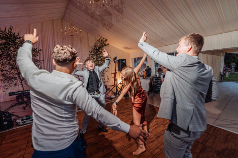 RosieandJamie_KingswoodManor,Surrey-837
